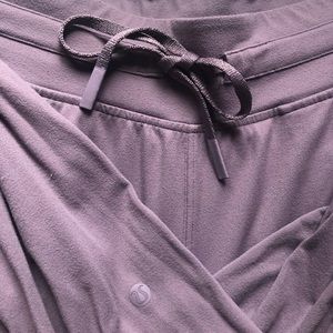 COPY - Lululemon Ready to Rulu Pant